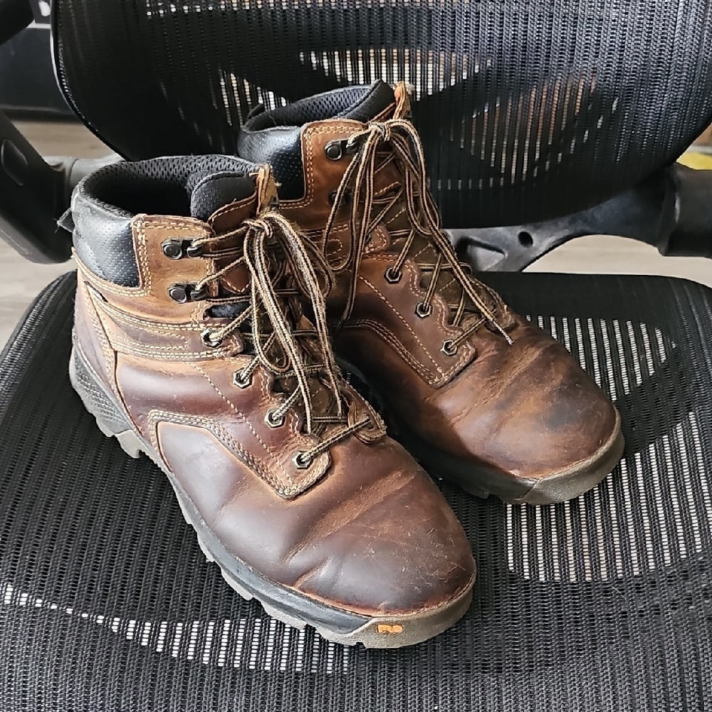 TIMBERLAND BOOTS